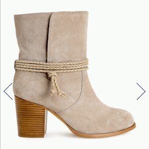 Splendid Larchmonte Boots, new in box!